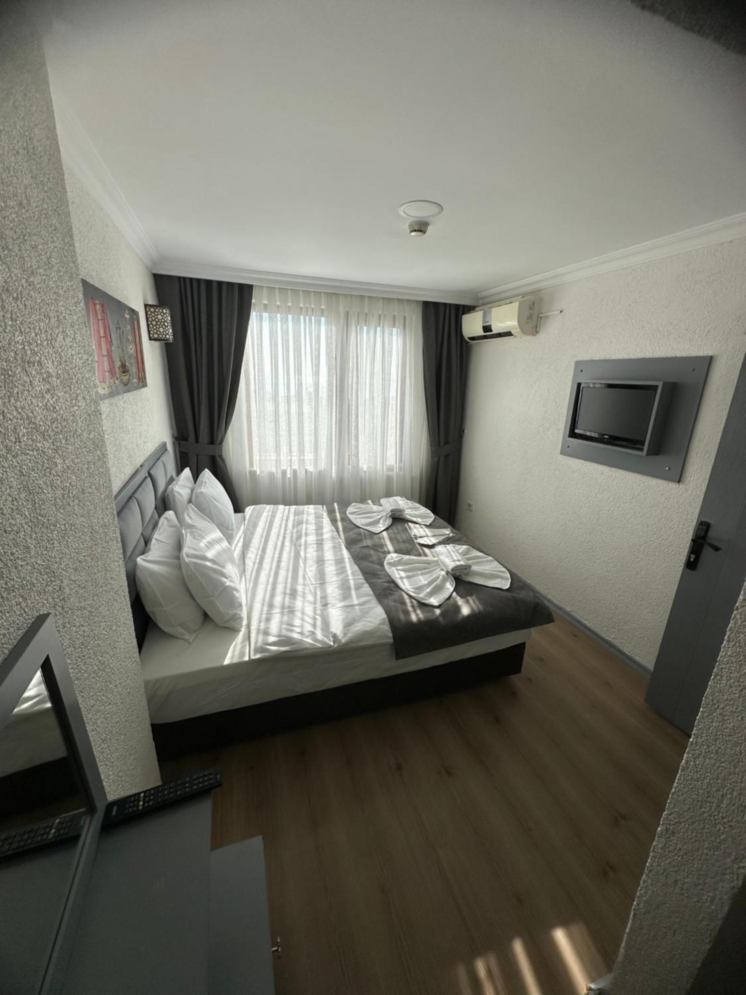 Big Orange Hotel Old City Istanbul Bagian luar foto