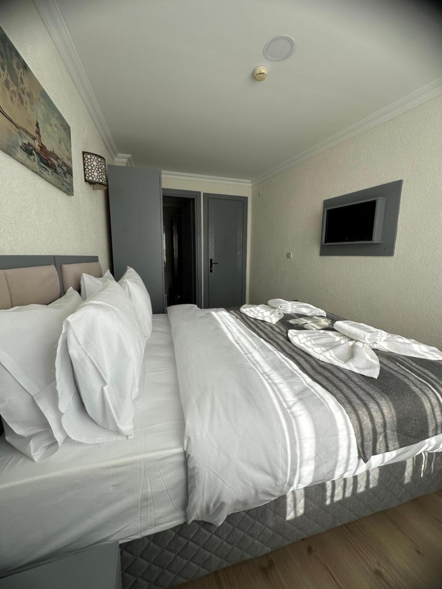 Big Orange Hotel Old City Istanbul Bagian luar foto