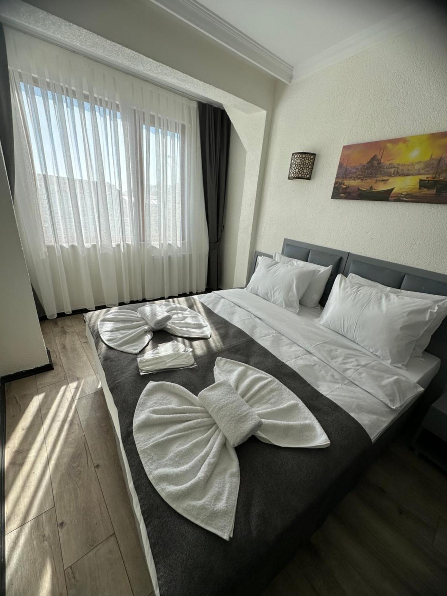 Big Orange Hotel Old City Istanbul Bagian luar foto