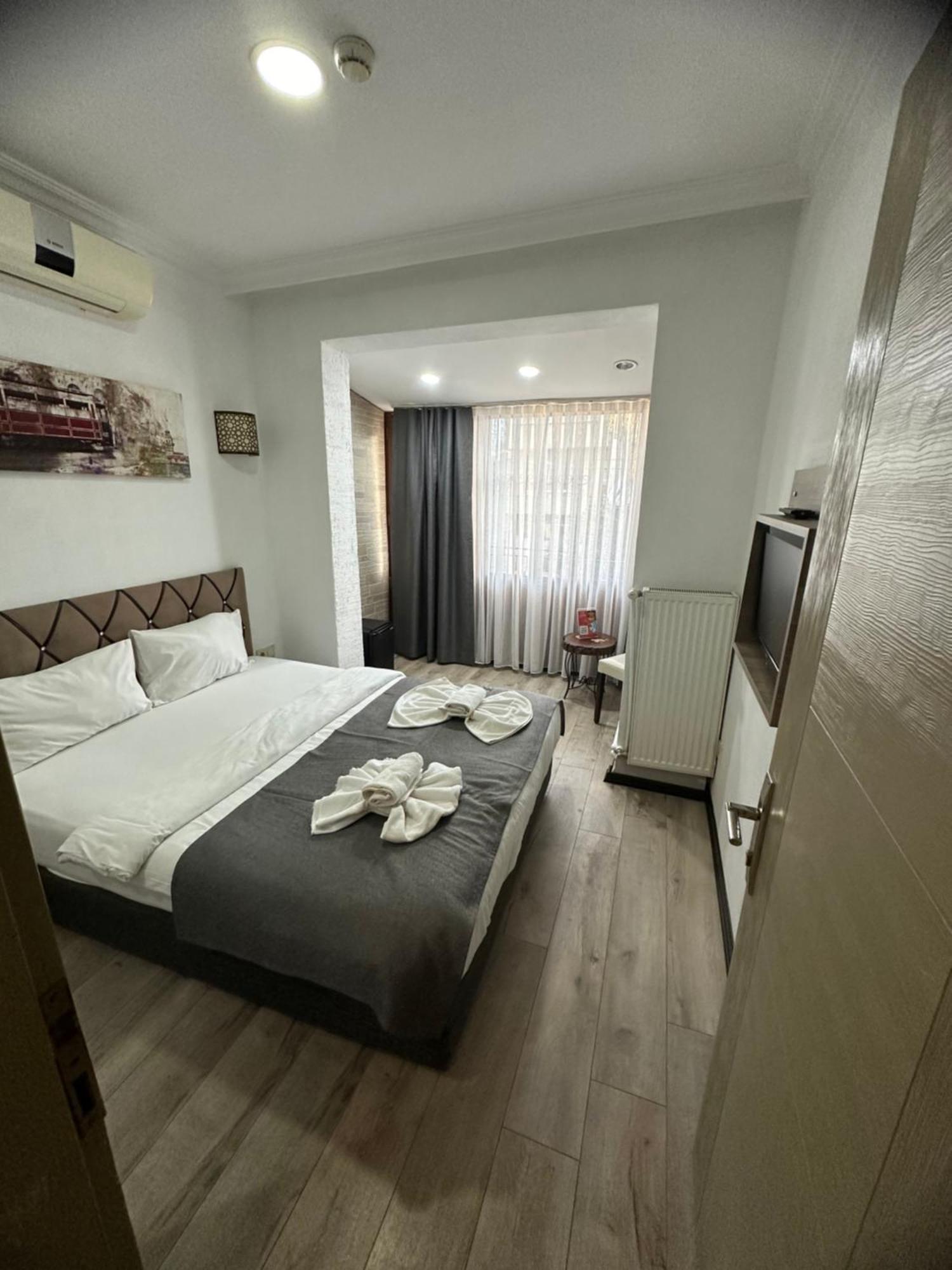 Big Orange Hotel Old City Istanbul Bagian luar foto